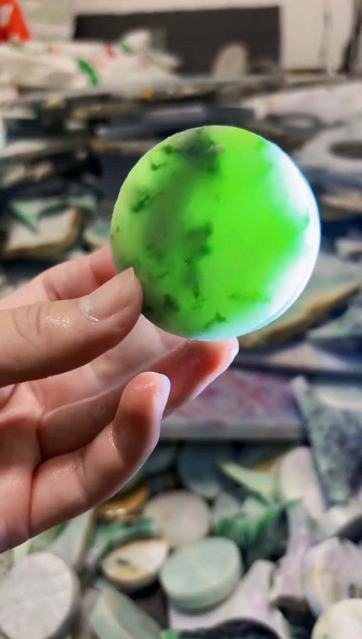 【闪购商品】翡翠颈饰未镶嵌A货白文1664