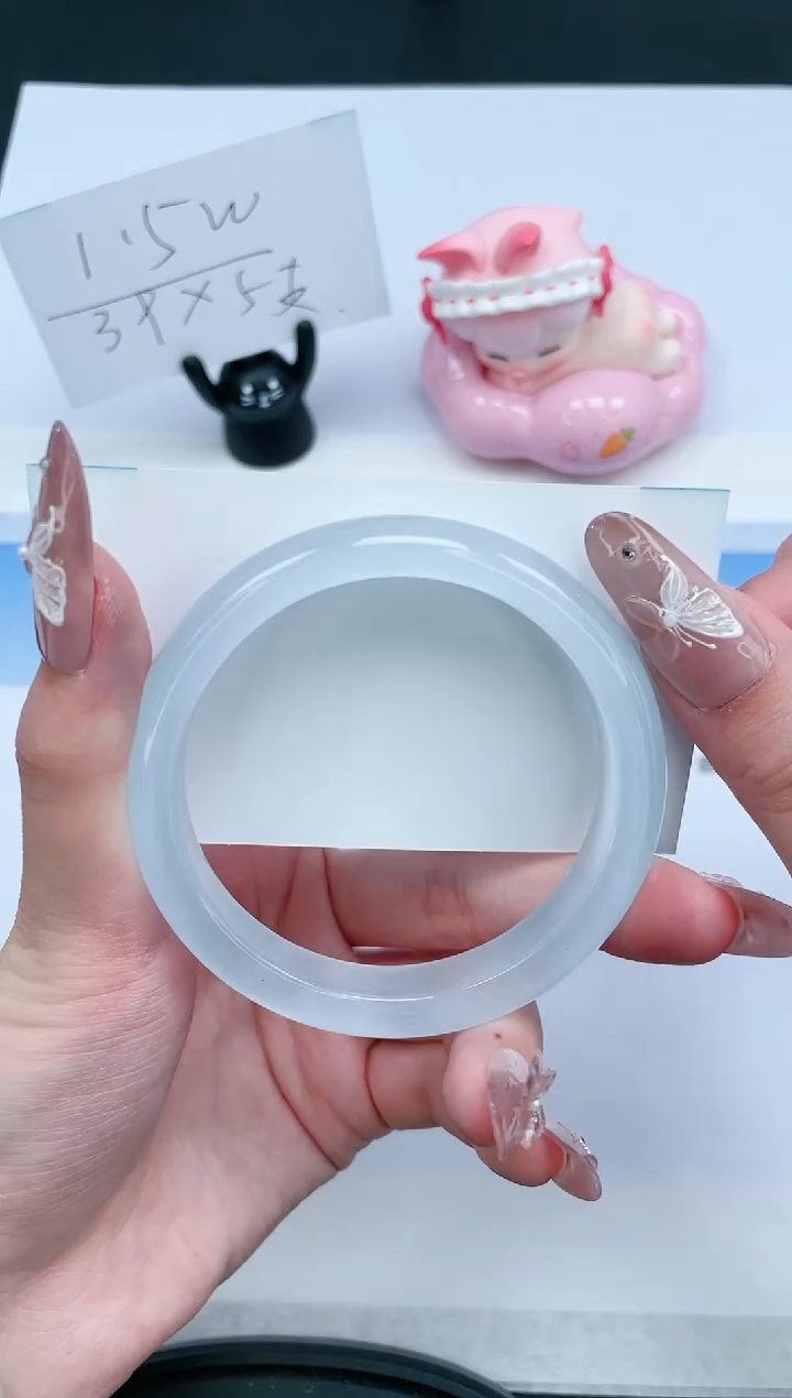 【闪购商品】石英质玉未镶嵌手镯169-56.5