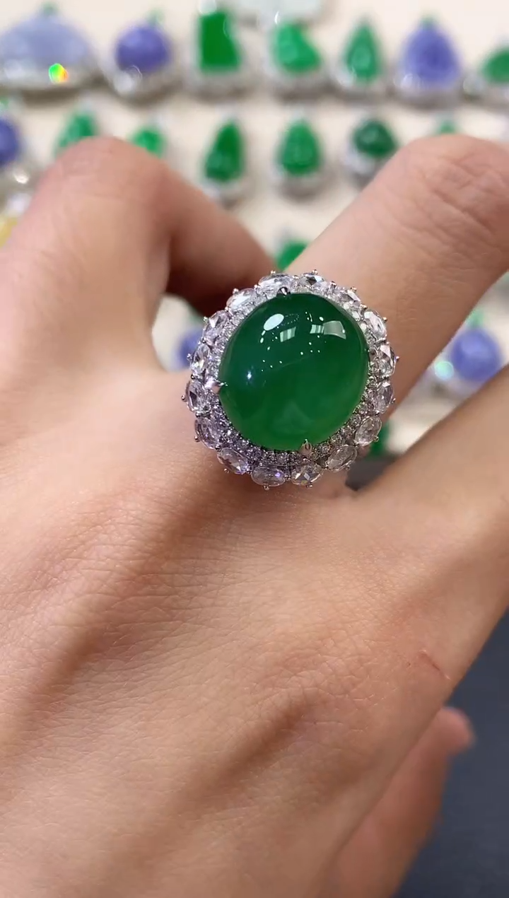 【闪购商品】翡翠戒指18K金镶嵌 D63           