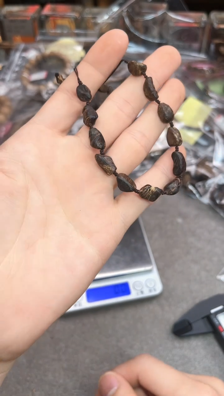 【闪购商品】沉香手串164号沉水文莱多样性发货1条