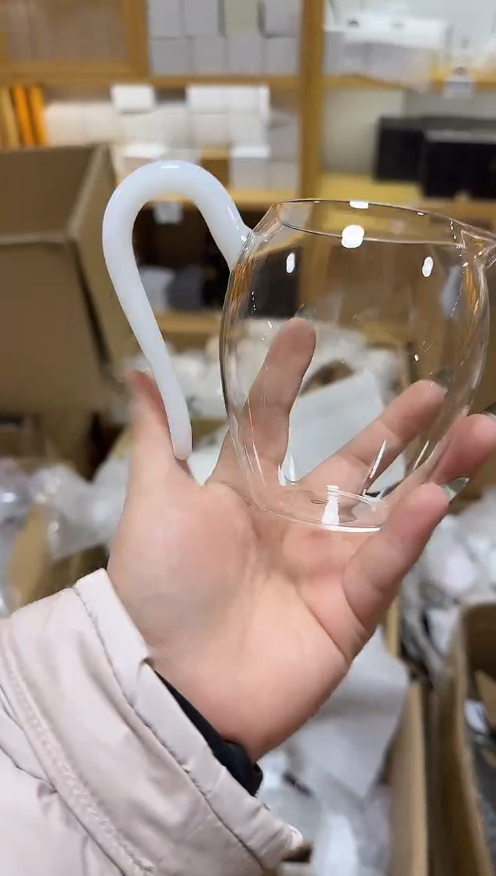 白玉怡然公道杯 