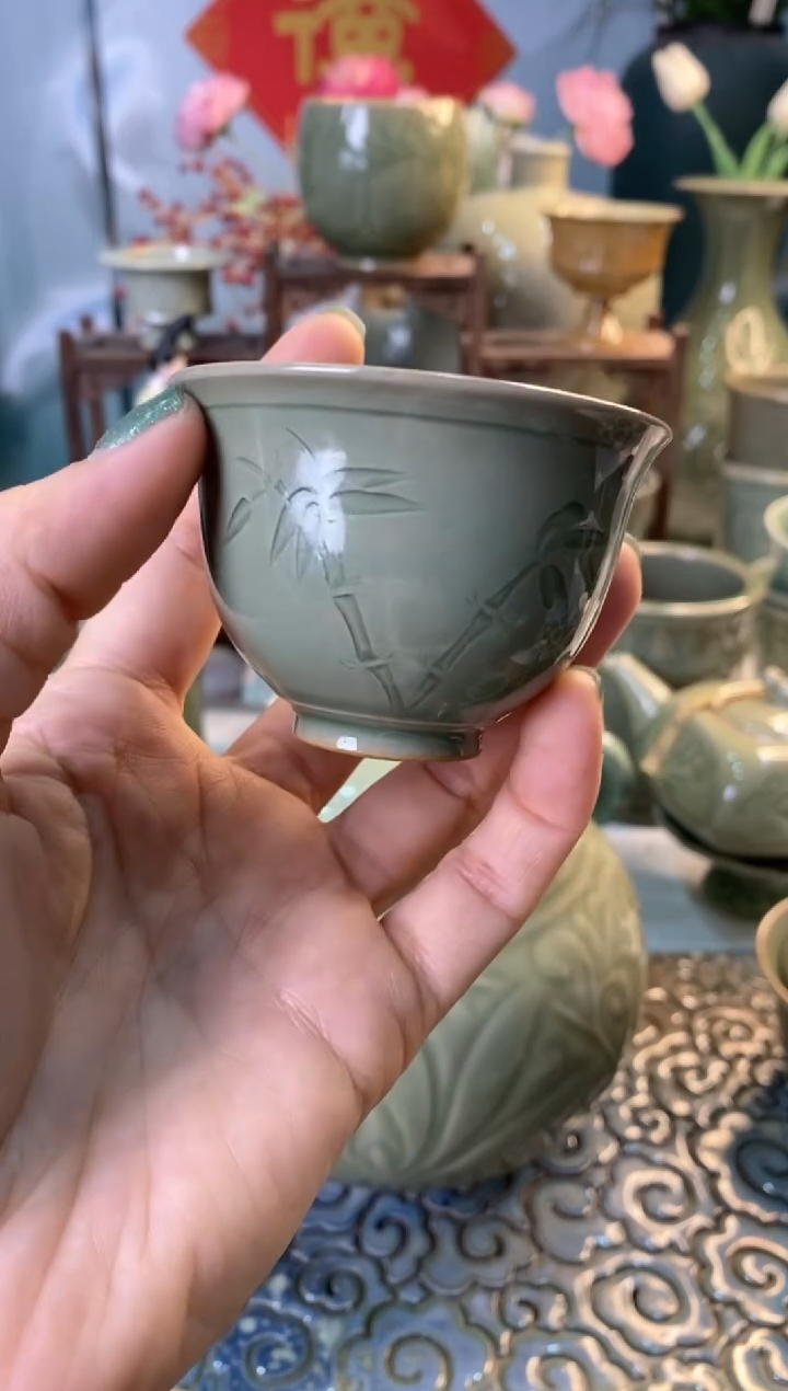 【闪购商品】900130手工 刻花 铃铛杯