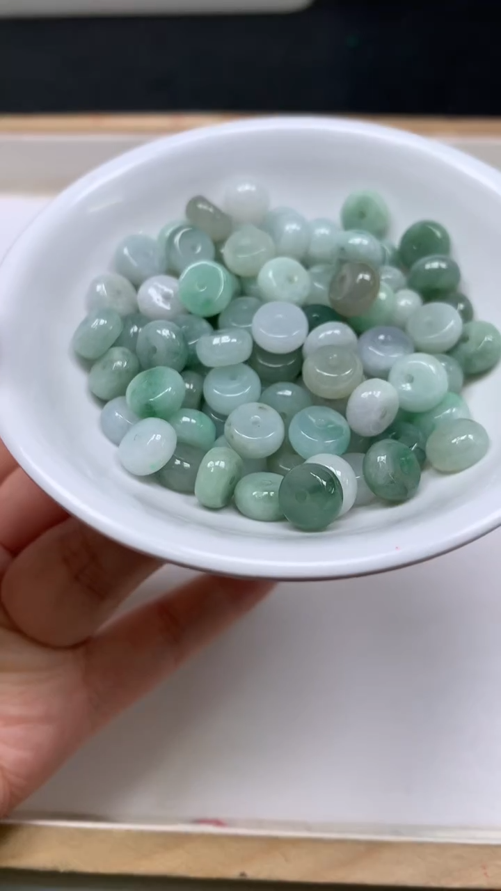 未镶嵌翡翠手饰D787翡翠 大算盘珠 4*8mm10个15元