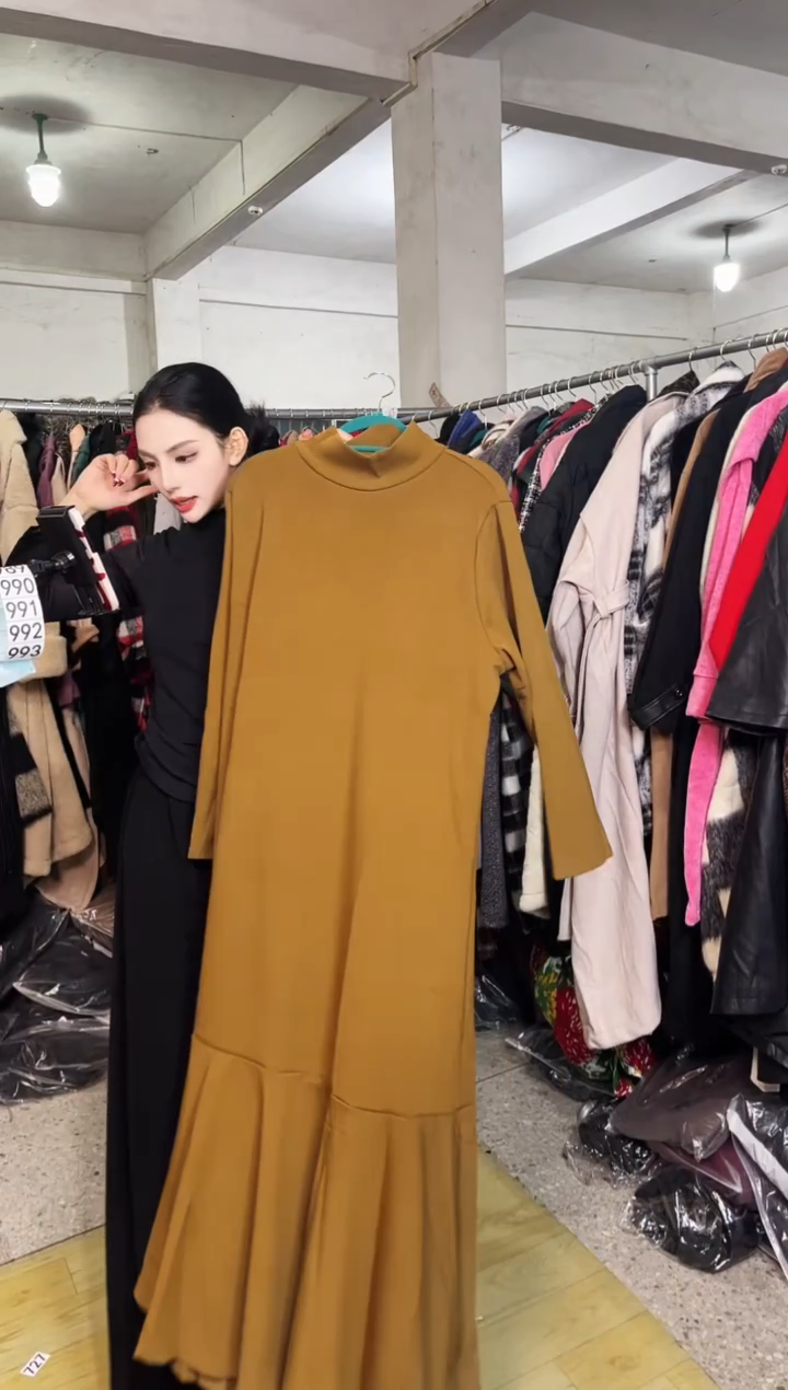 984闪购外套外披马甲打底裤子