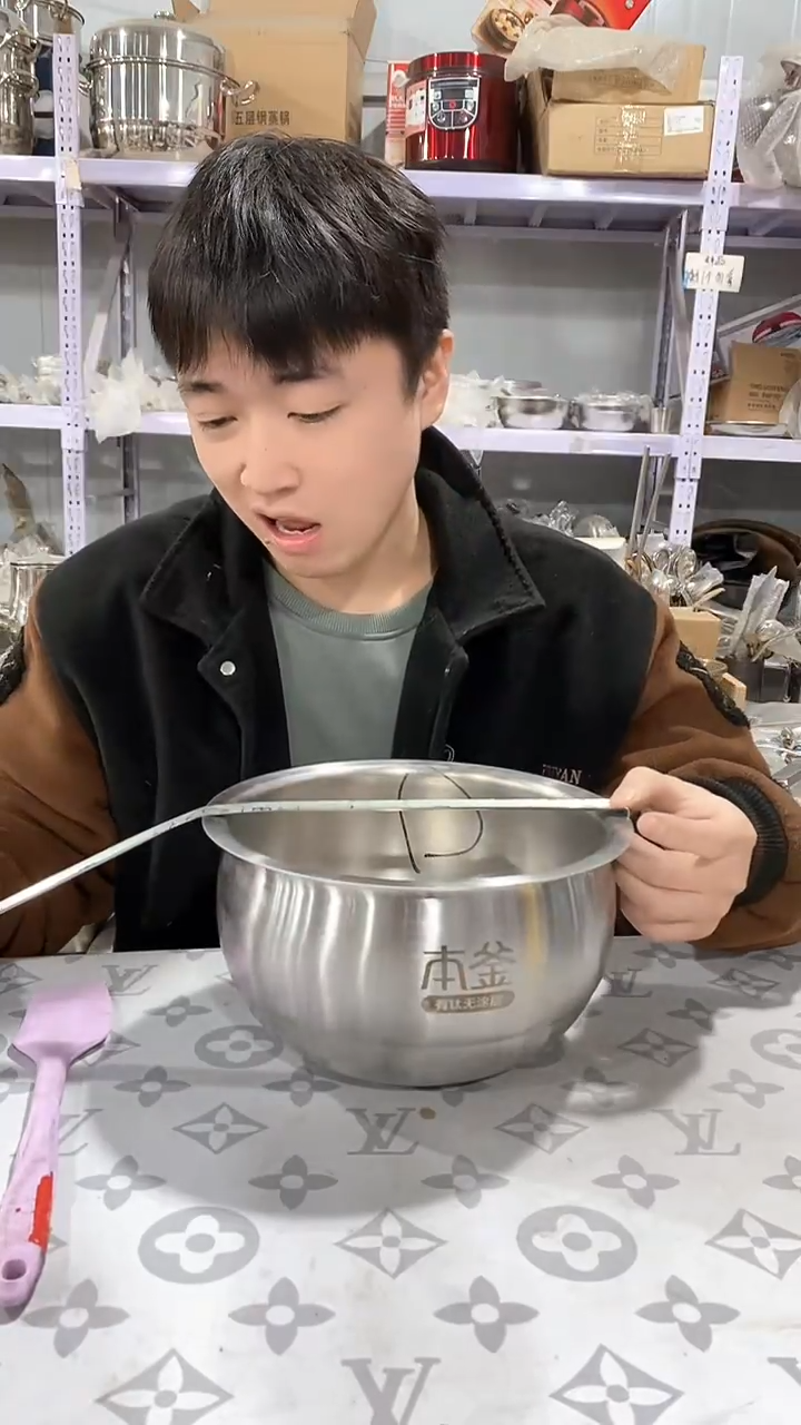 23.2/13本父特厚不锈钢内胆瑕疵