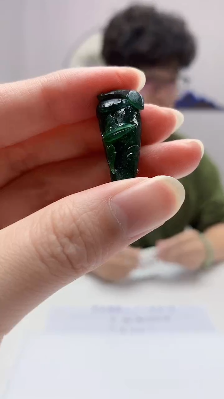 【闪购商品】定制翡翠未镶嵌4688zm-毛货挂件26