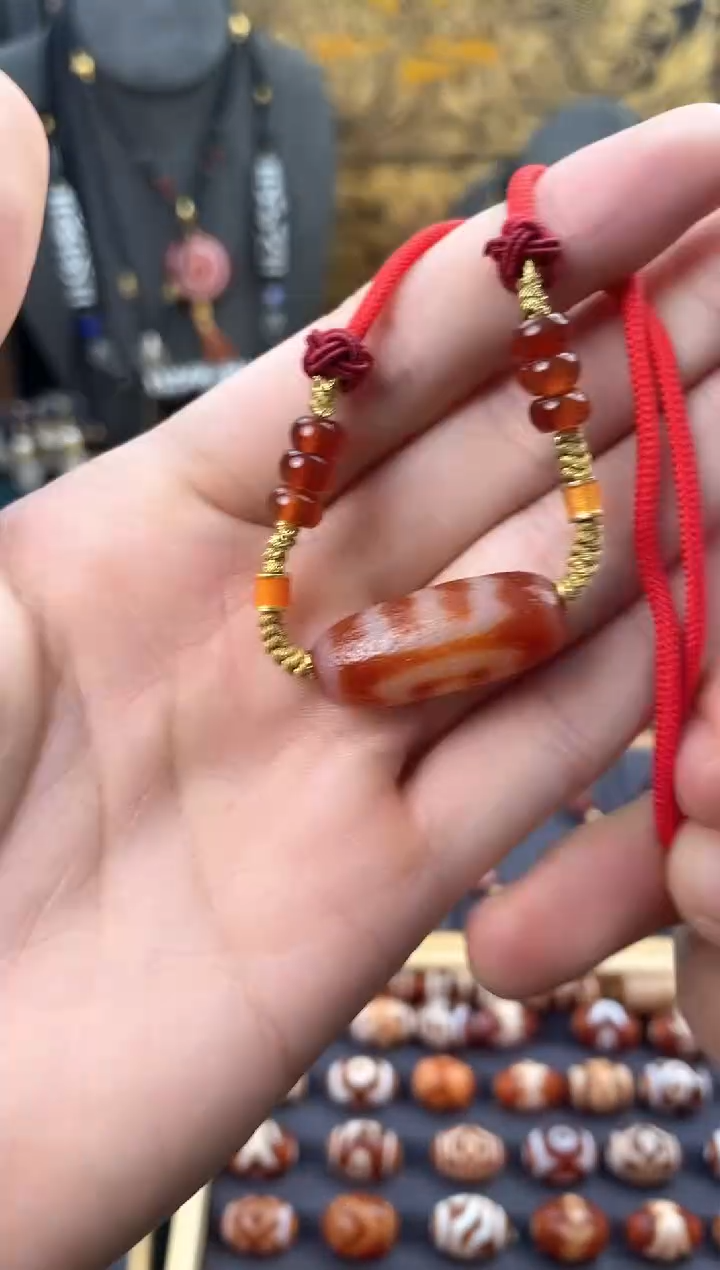 【闪购商品】玛瑙/玉髓颈饰未镶嵌美泓红肉大鹏锁骨链