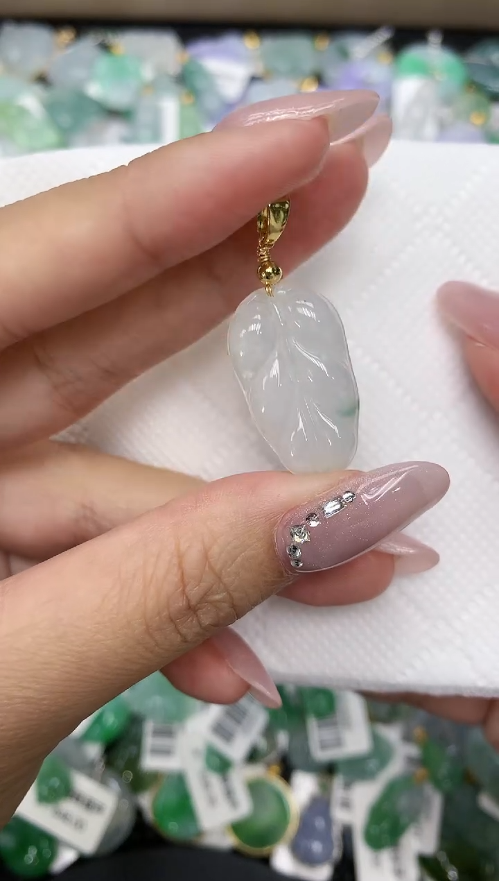 颈饰未镶嵌翡翠a货百元一下同包裹多件发出的只收取一单运费