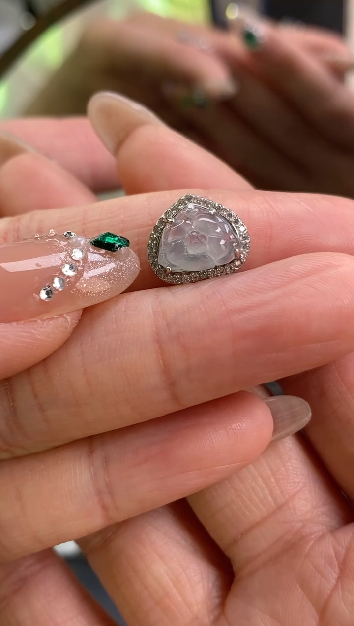 颈饰银S925镶嵌翡翠净货7570