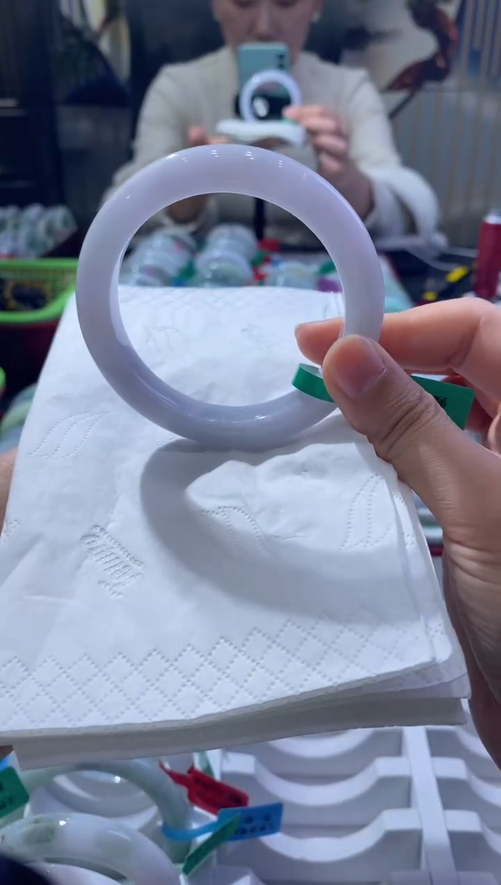 【闪购商品】翡翠手镯未镶嵌00008687