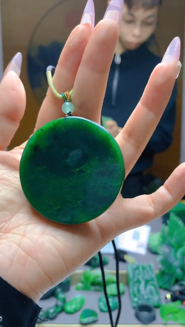 【闪购商品】和田玉（碧玉）颈饰未镶嵌1