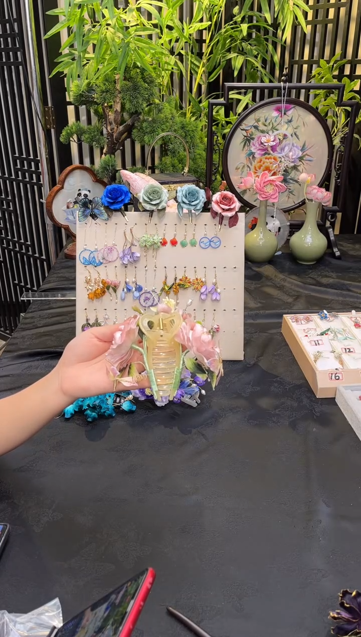 织绣C****.非遗苏绣手工饰品