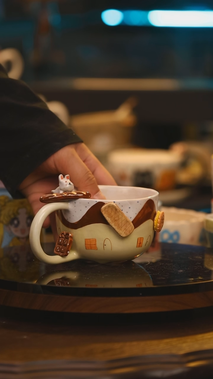 【闪购商品】摆件景德镇高温釉下彩手绘