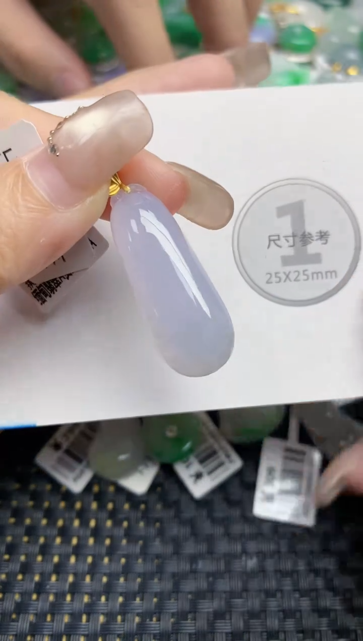 颈饰18K金镶嵌翡翠天然缅甸A货翡翠百元以上9元证书费自理