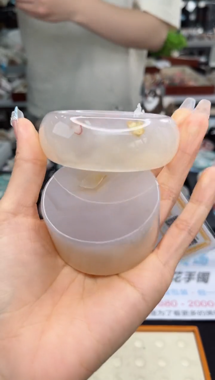 【闪购商品】石英质玉手镯未镶嵌58圈口（赠品镯心）3563297