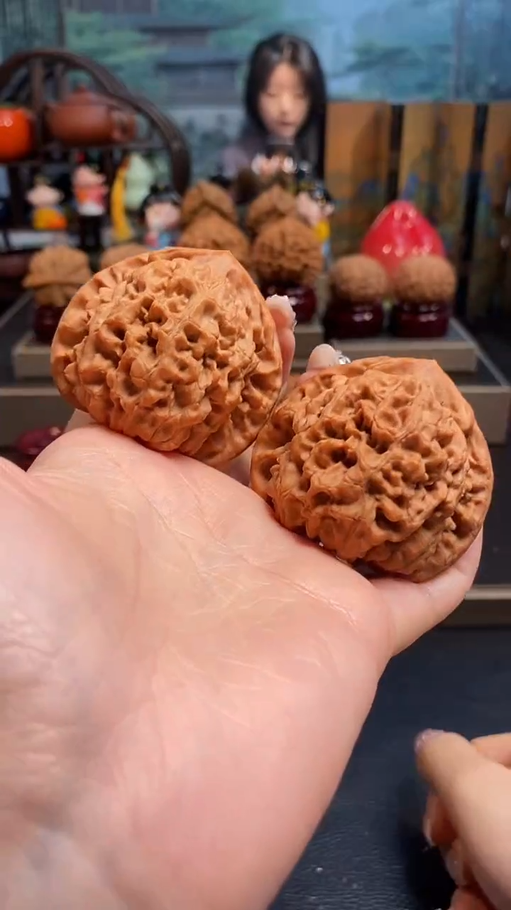 【闪购商品】文玩核桃吊坠K246官帽51