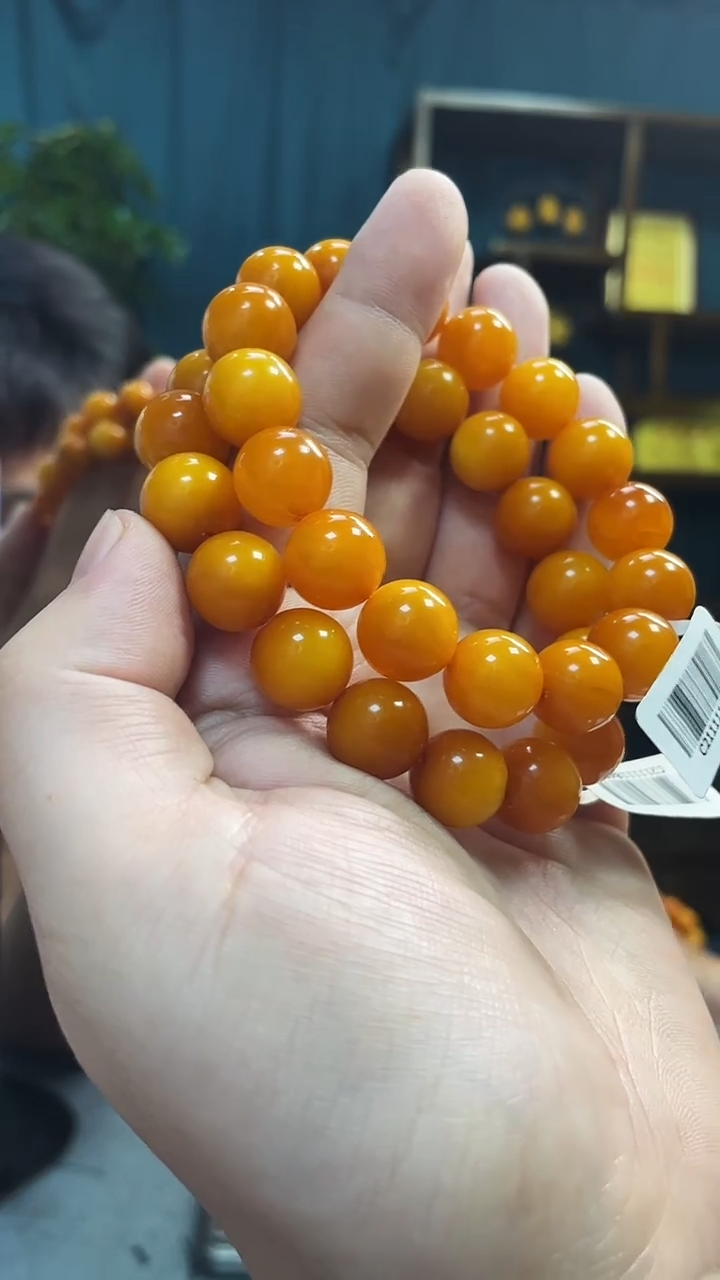 未镶嵌琥珀手串蜜蜡圆珠手串（多样性发其一）
