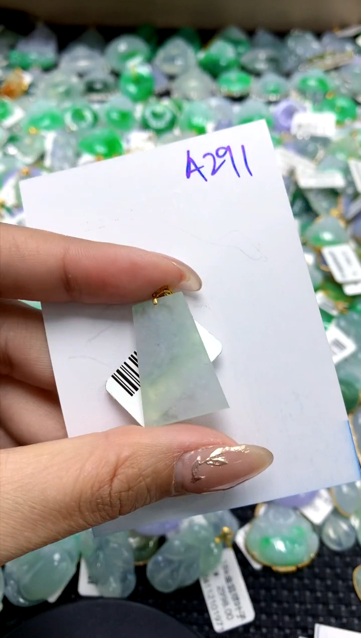 【闪购商品】翡翠颈饰18K金镶嵌111111111111111111