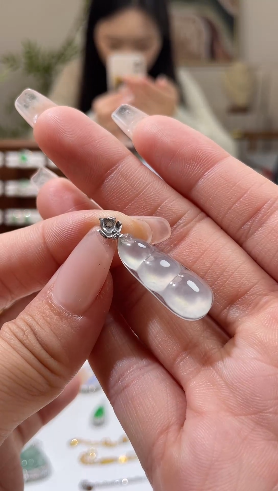 吊坠(不含链)18K金镶嵌翡翠豆子