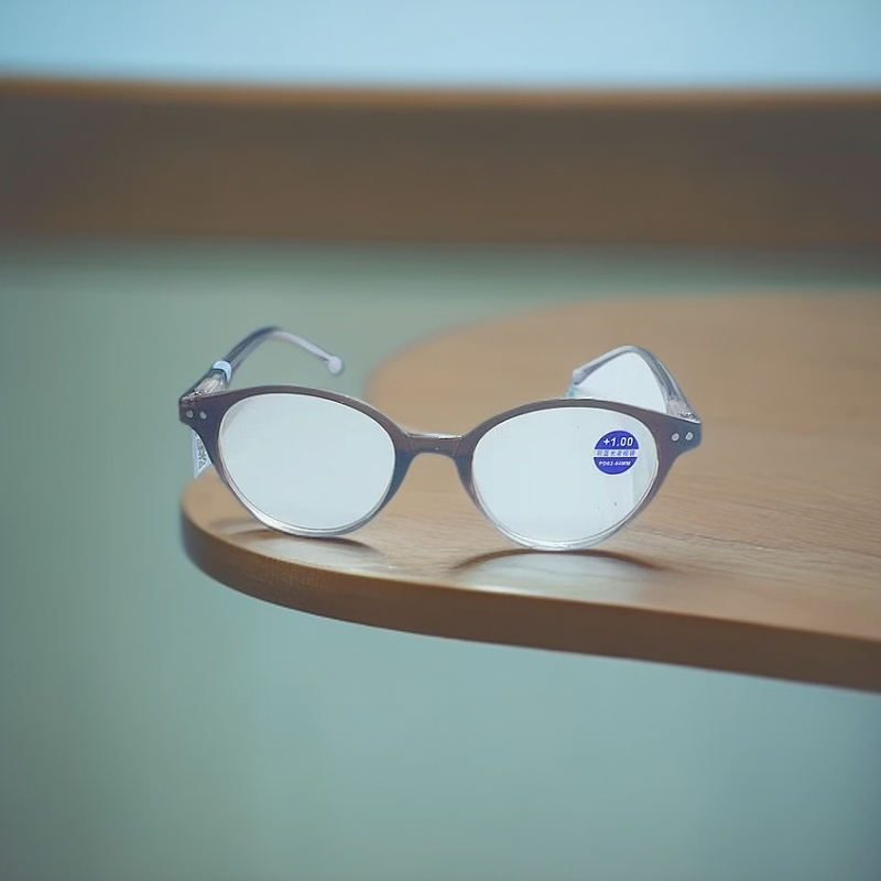 IZ高颜高赞老花眼镜