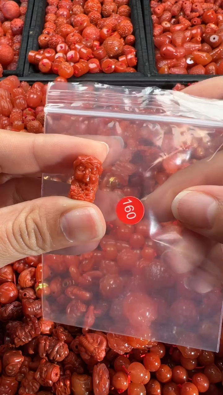 【闪购商品】南红玛瑙颈饰未镶嵌1