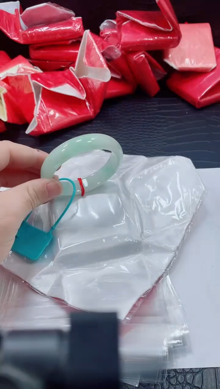 非金属无小哥150号手镯61.6圈口轮胎