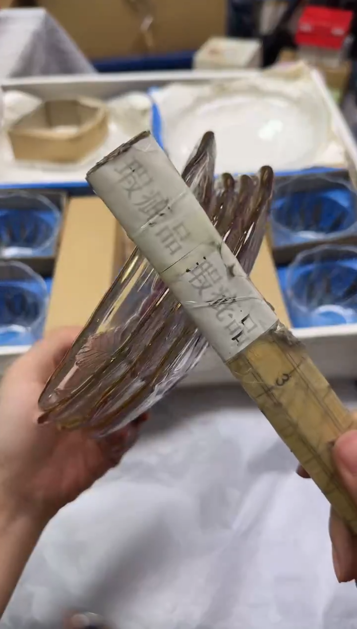 手工艺品玻璃M****o648