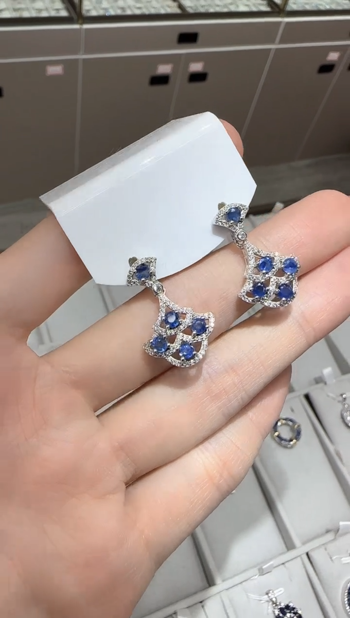 【闪购商品】蓝宝石耳饰银S925镶嵌2mm设计款