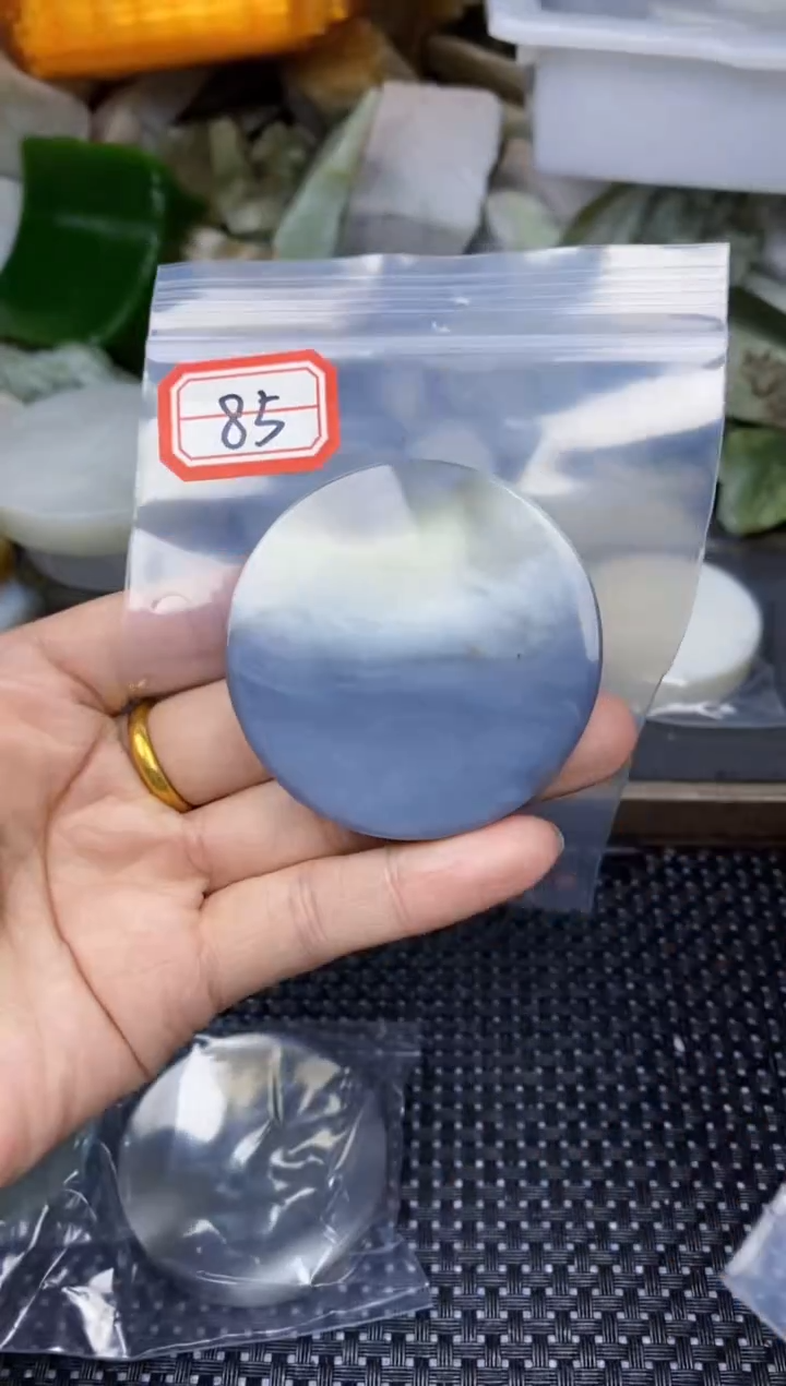 【闪购商品】和田玉多样性发货未镶嵌多样性发货