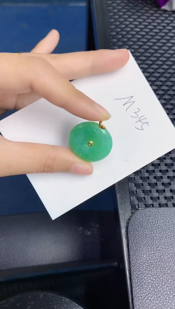 【闪购商品】翡翠颈饰18K金镶嵌000000000