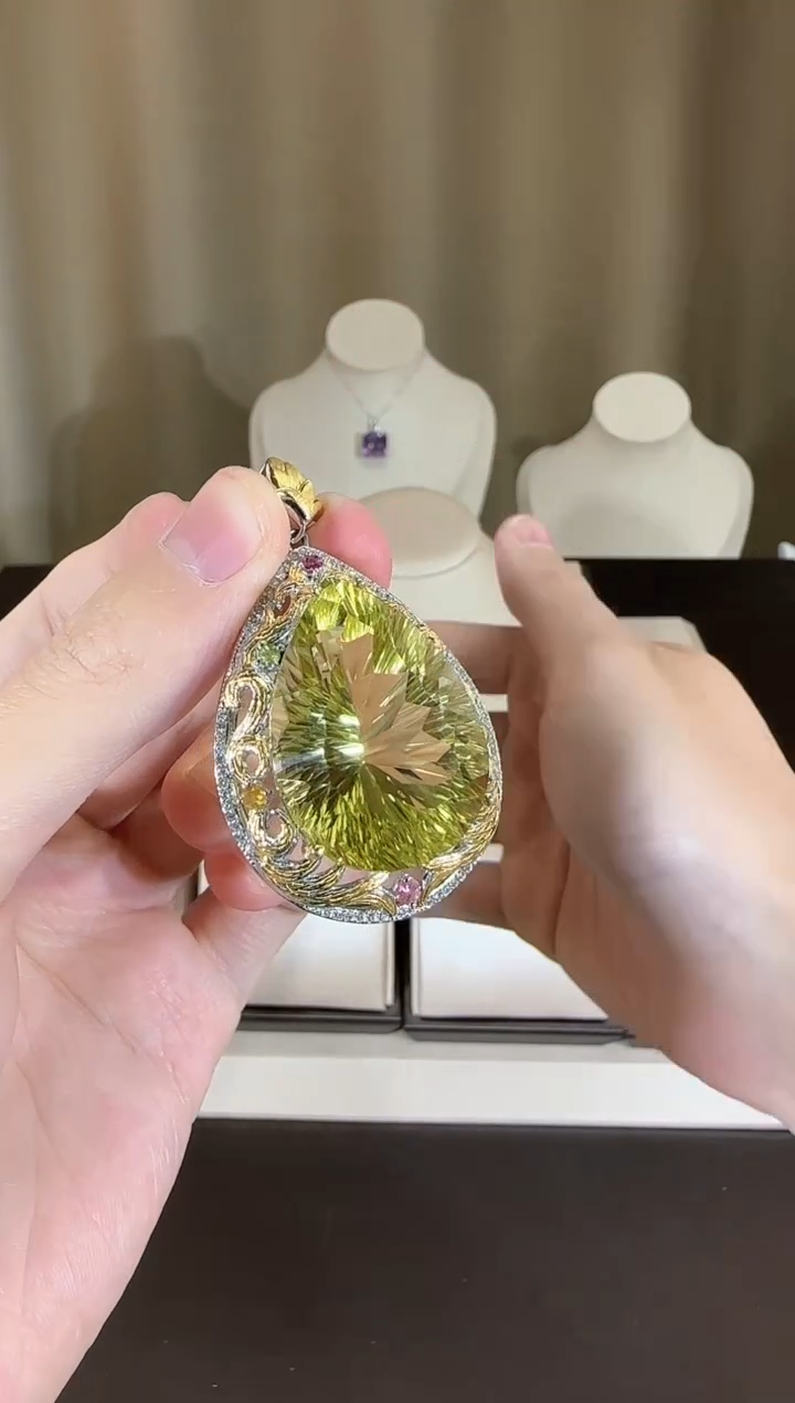 【闪购商品】水晶颈饰银S925镶嵌23*31mm柠檬晶