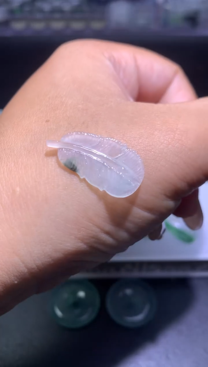 【闪购商品】定制翡翠未镶嵌毛货