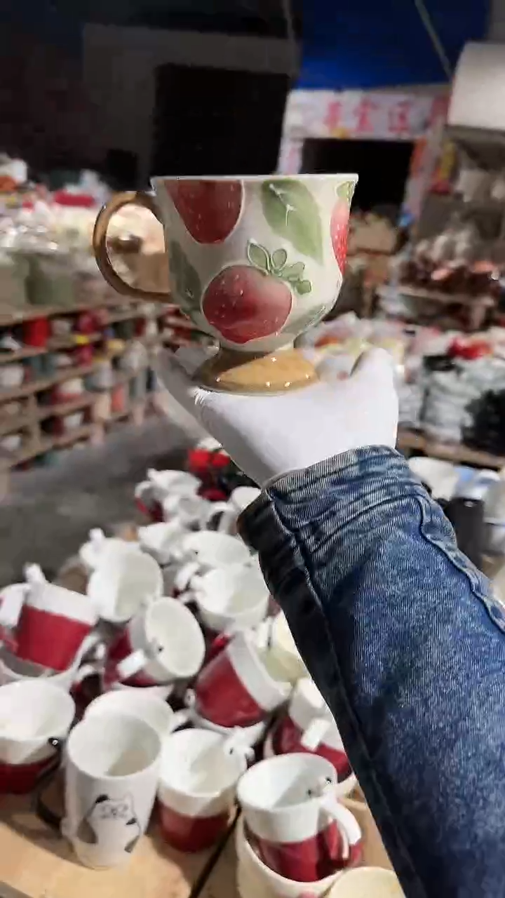 陶瓷高脚杯微瑕 凑满20元包邮