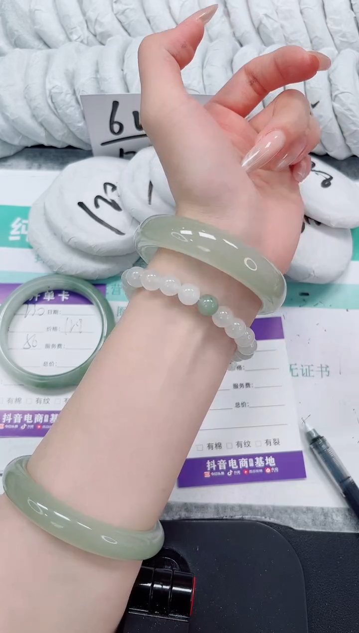 石英质玉手镯未镶嵌231-56.1