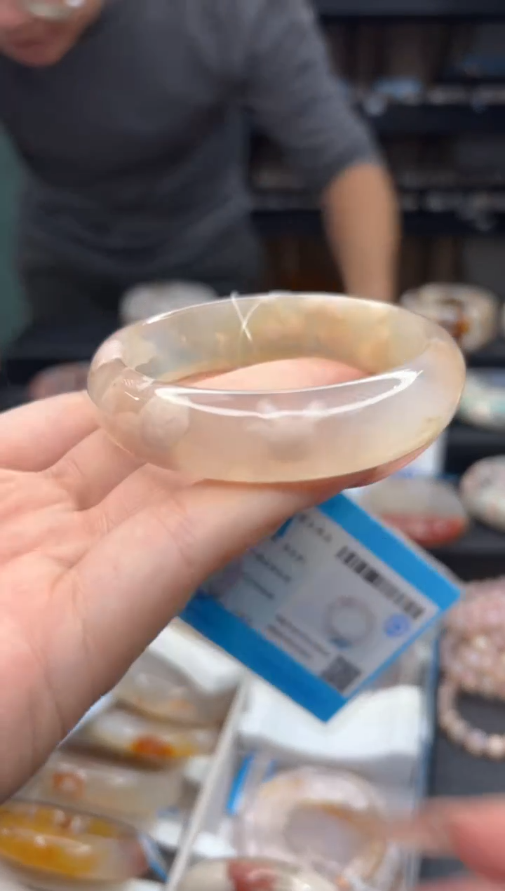 【闪购商品】石英质玉手镯未镶嵌1245（55圈）