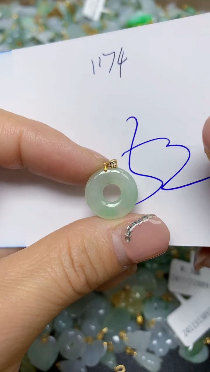 【闪购商品】翡翠挂件18K金镶嵌 天然翡翠A货