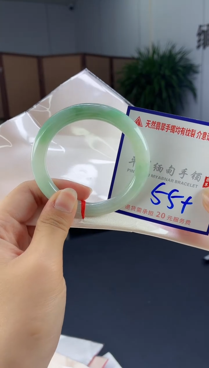 翡翠手镯未镶嵌1111111111