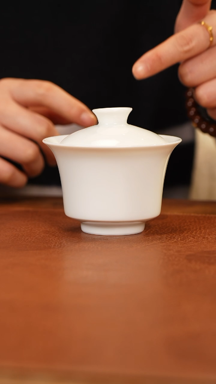 【闪购商品】杯景德镇白胎马蹄盖碗