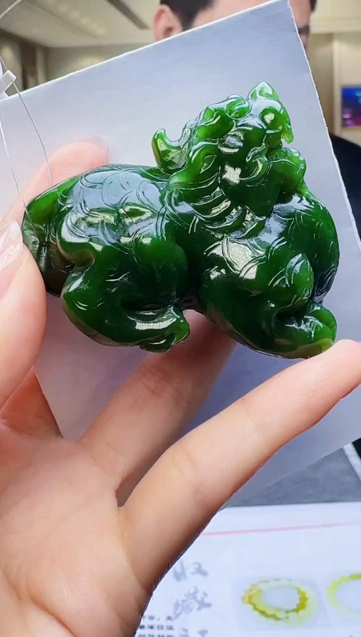 定制和田玉玉届匠心天然和田玉（拍一发一）