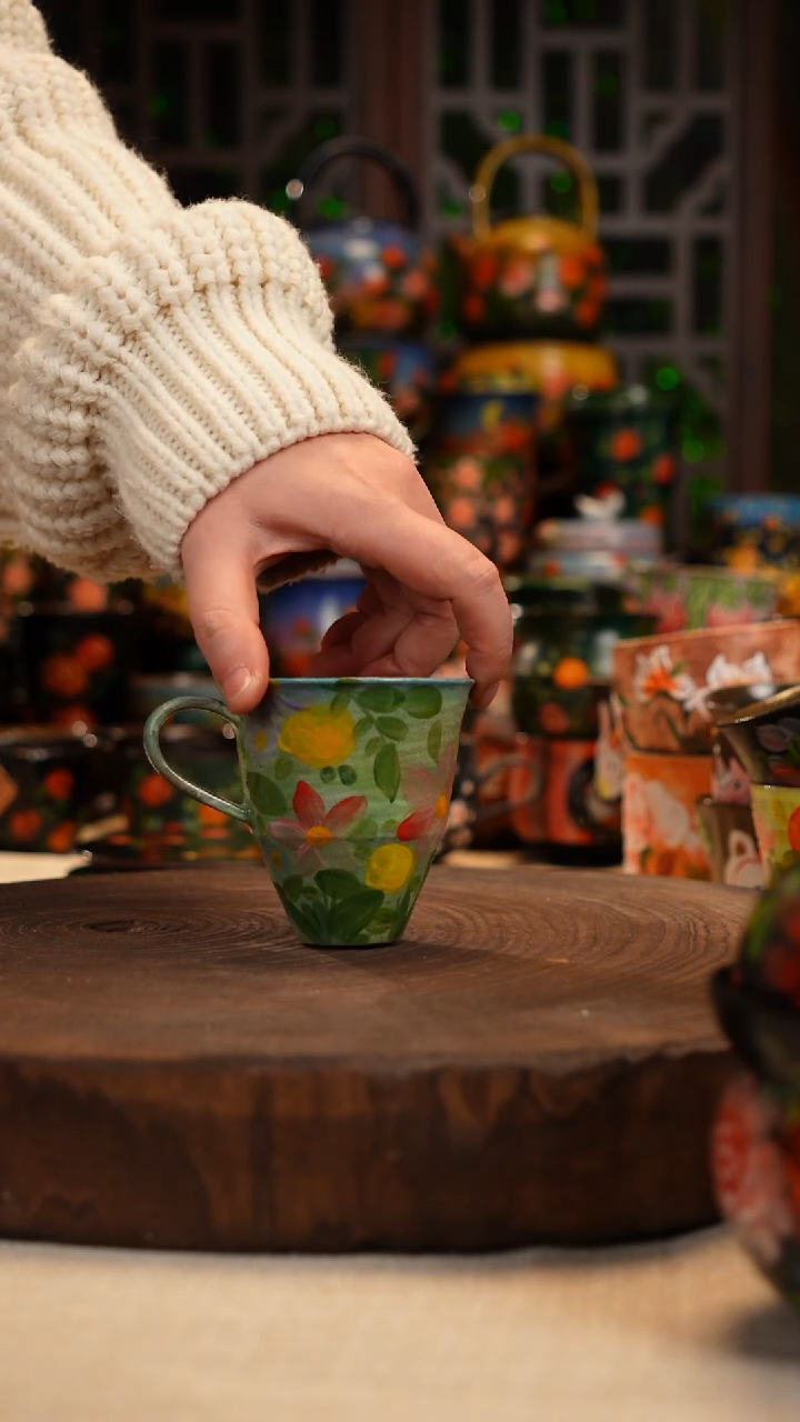 油画  手绘釉下彩