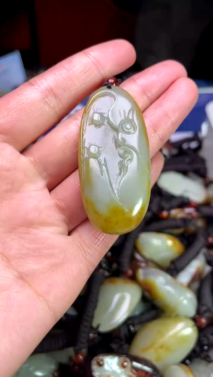 【闪购商品】和田玉颈饰未镶嵌121