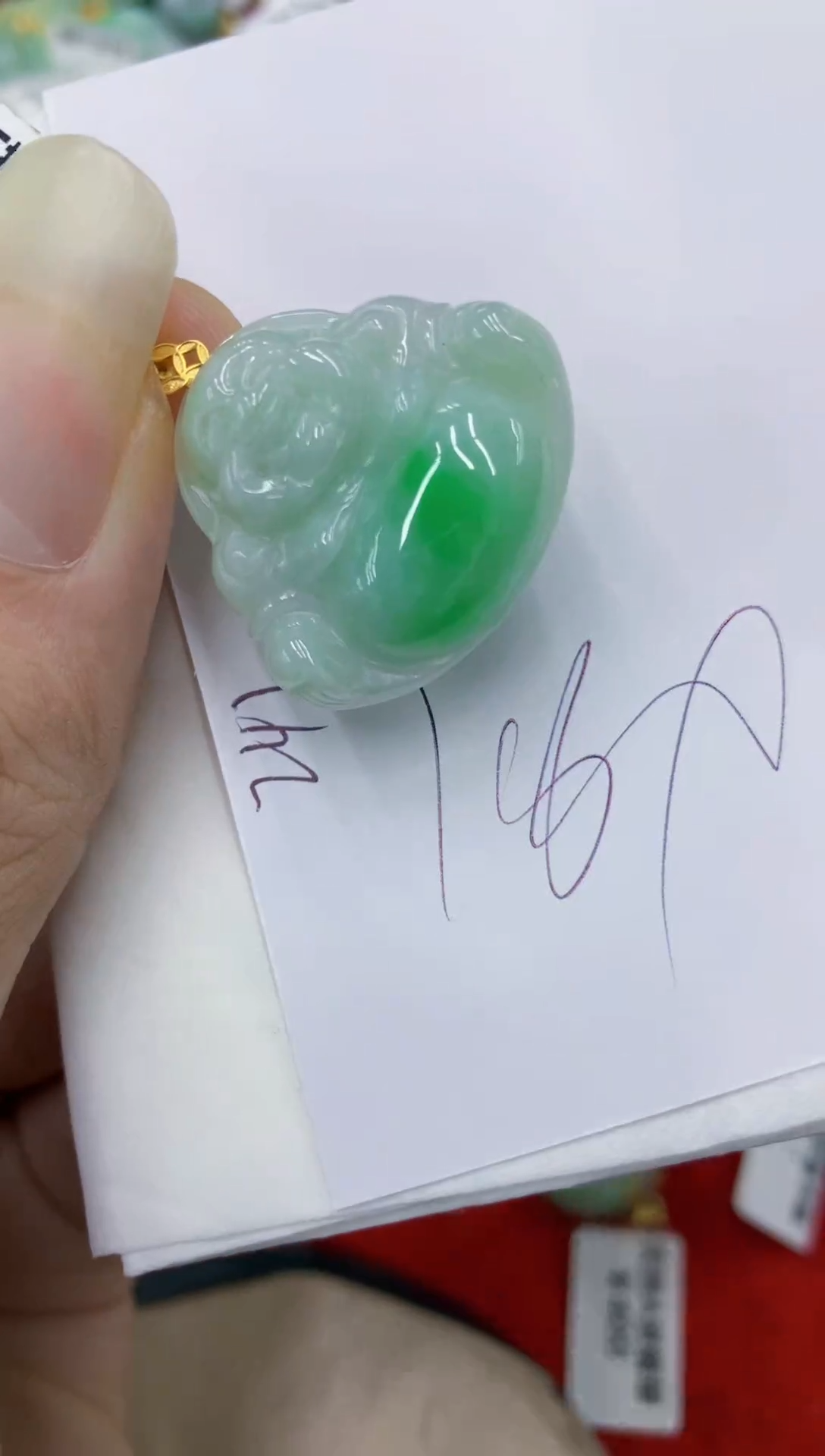 翡翠18K金镶嵌颈饰111111111111