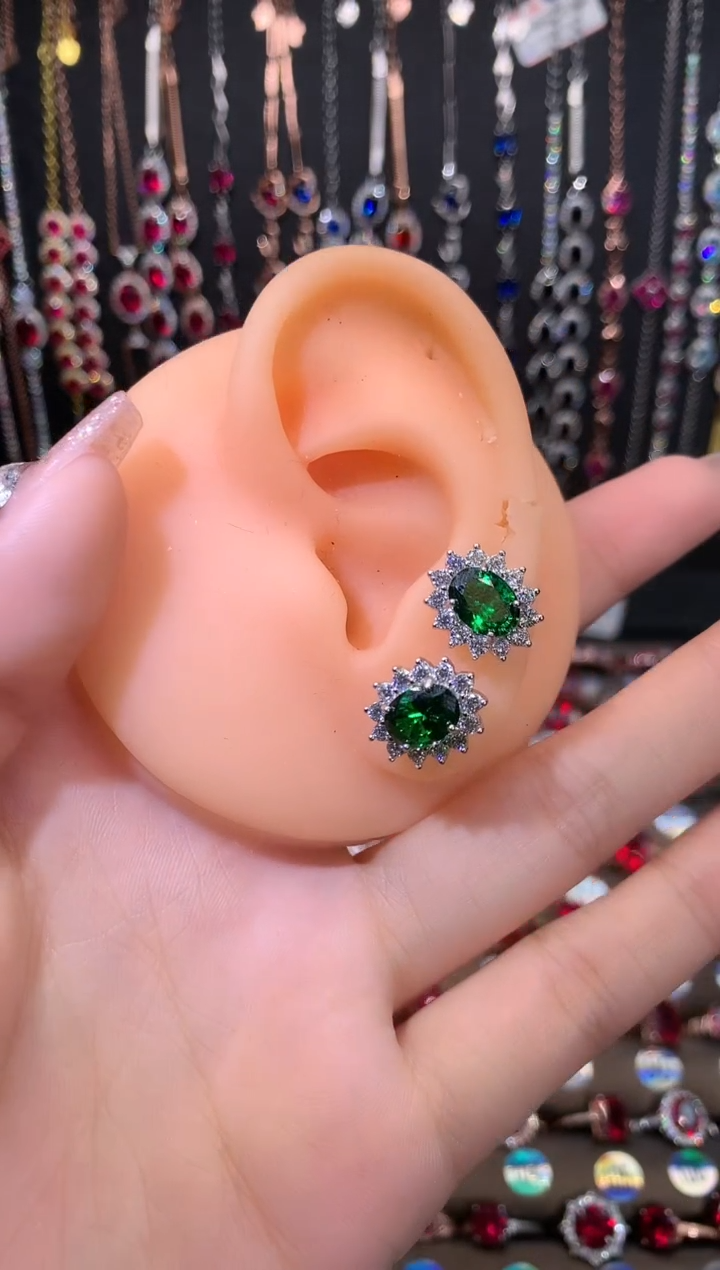 【闪购商品】透辉石耳坠银S925镶嵌银色6.8