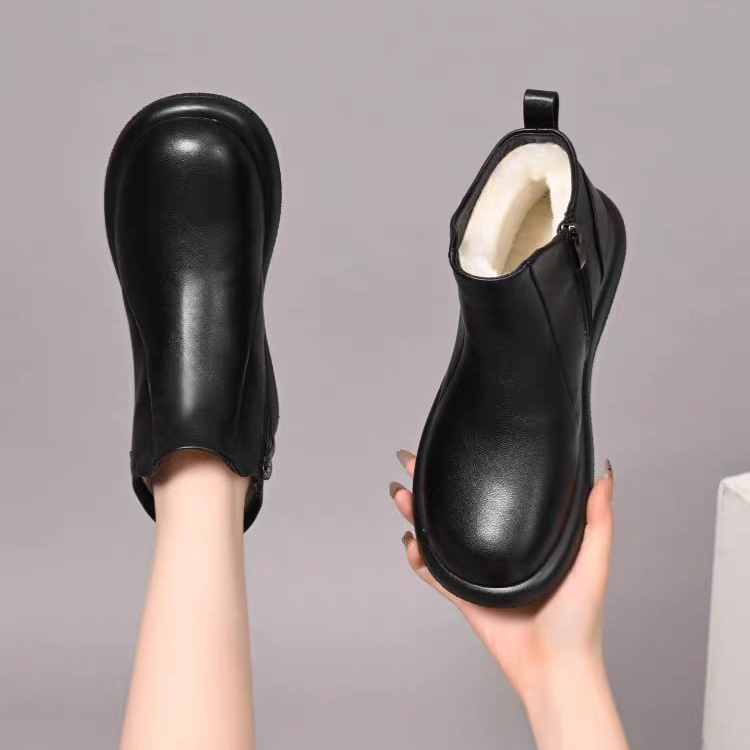 时尚简约百搭潮流马丁靴6688