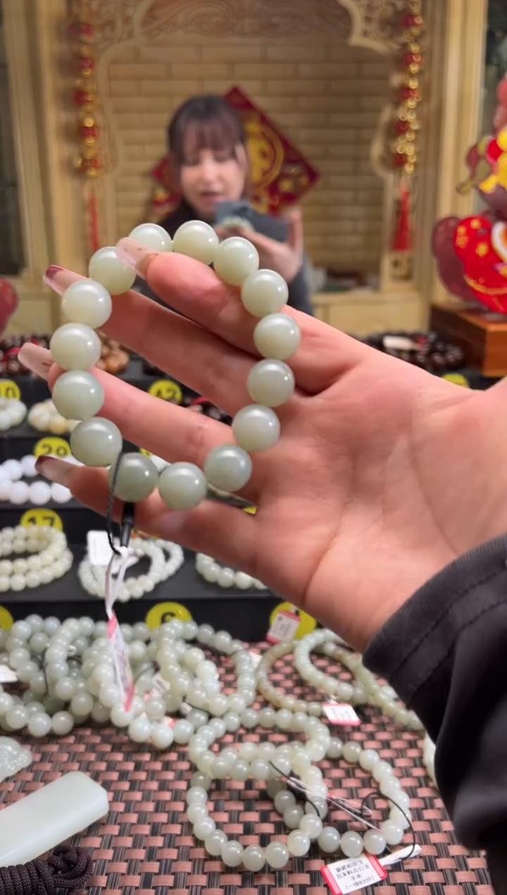 【闪购商品】和田玉手串未镶嵌且末料青白玉卡14手串