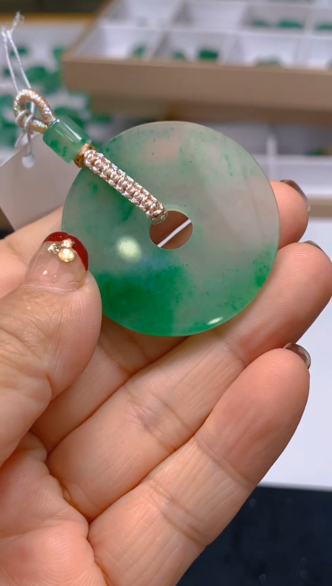 【闪购商品】石英质玉颈饰未镶嵌天然冰美人非洲翠024