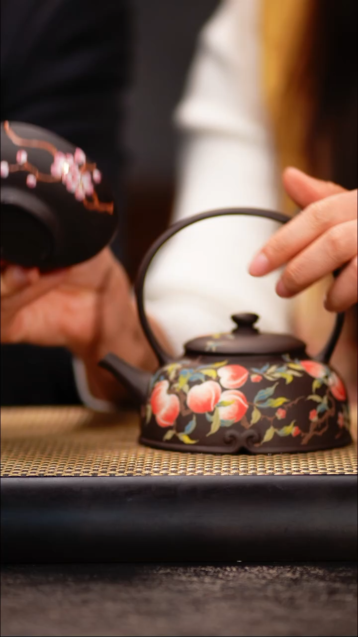 YHY90云雾天青 九桃提梁（一壶一杯）