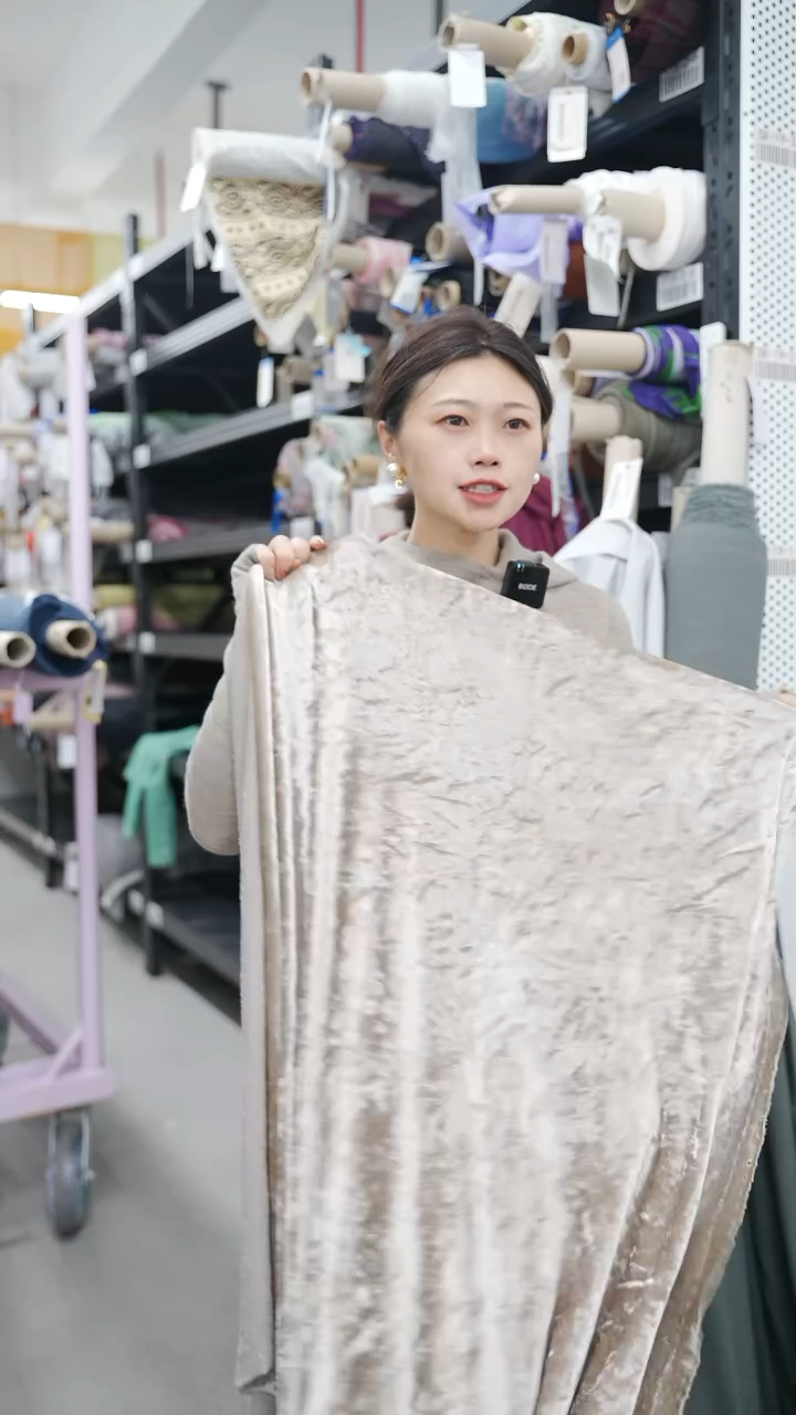 混纺1.7米 BAL 15%PA 70%VI5%EA浅金绒针织面料 宽125CM419G/M