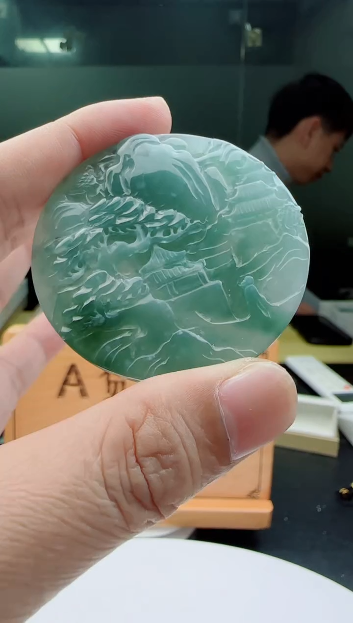 【闪购商品】翡翠颈饰未镶嵌11111111