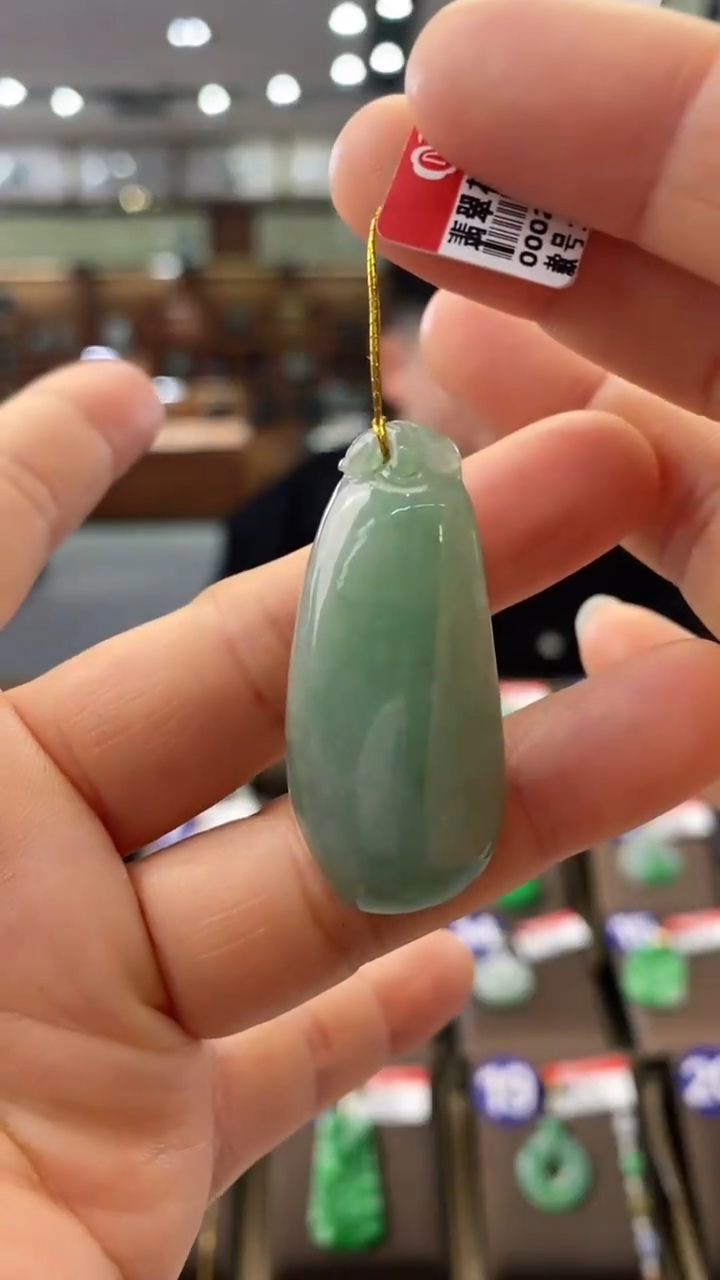 【闪购商品】翡翠颈饰未镶嵌福瓜
